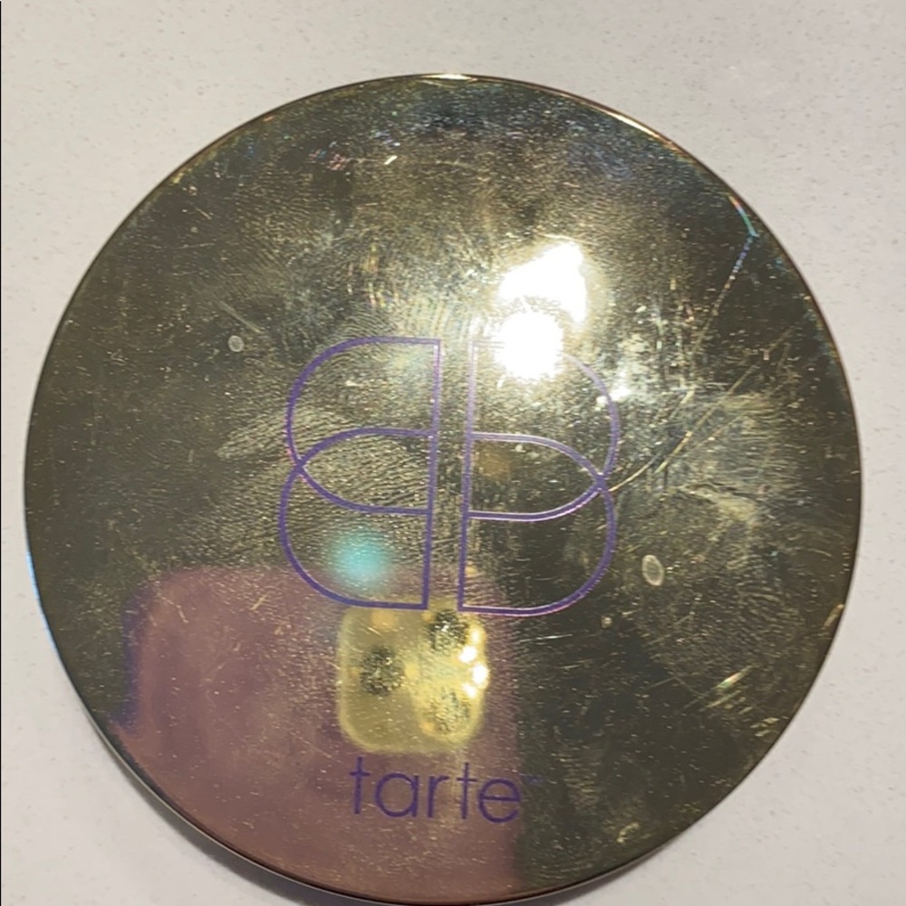 Tarte Confidence Creamy Powder Foundation